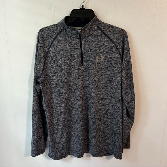 Men’s medium Under Armour Gray Quarter-Zip Pullover. Preowned condition. - Picture 1 of 9